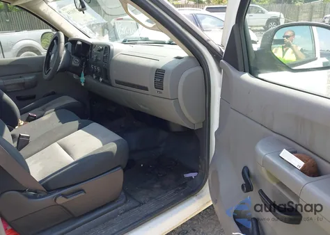 2007 Chevrolet Silverado 1500 Work Truck z USA, uszkodzony, nr VIN 1GCEC14X37Z620244